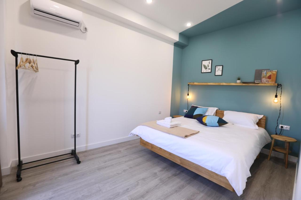 Hotelise I Blue-Poppy Apartment Yerevan Bagian luar foto