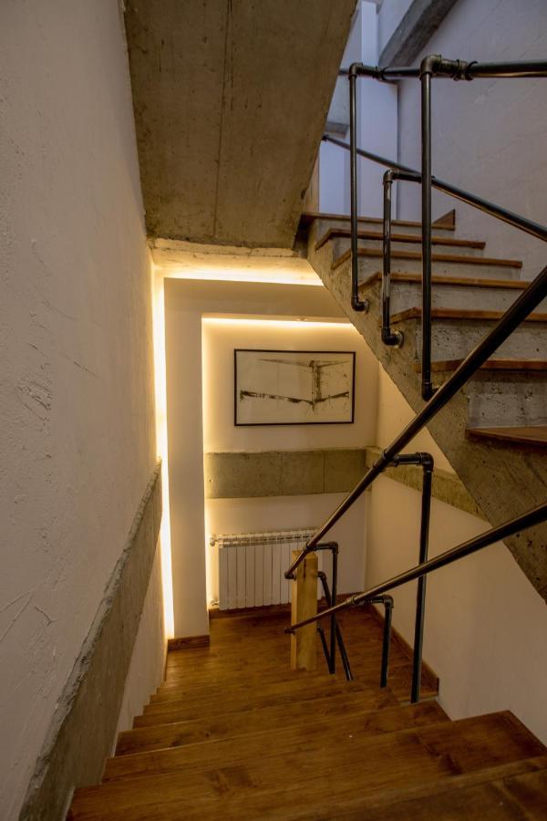 Hotelise I Blue-Poppy Apartment Yerevan Bagian luar foto